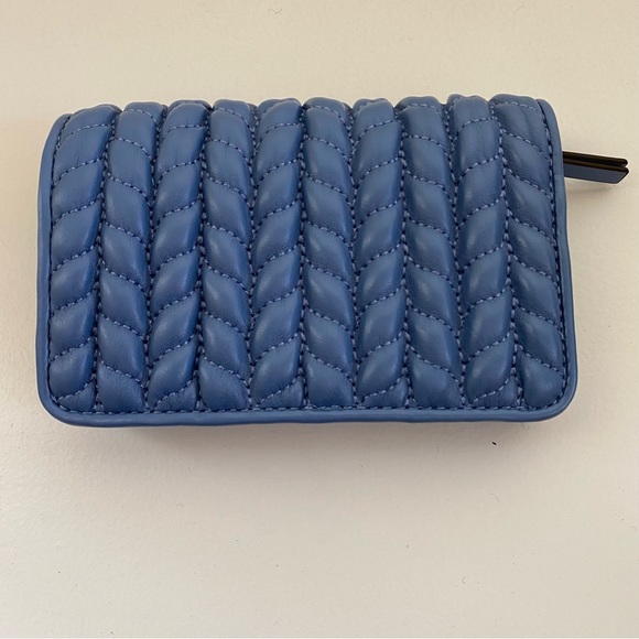 NWOB Tory Burch Willa Ruched Medium Wallet - Picture 2 of 9